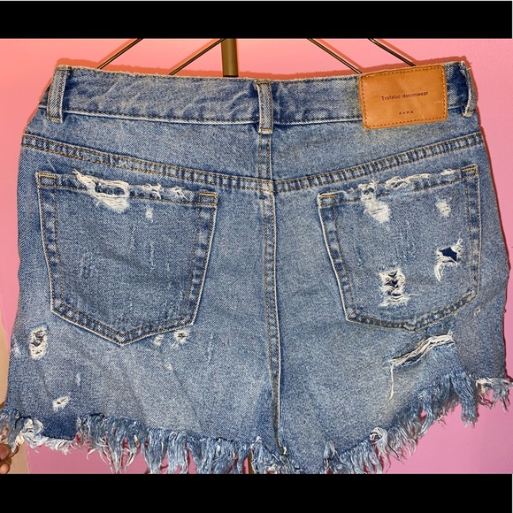 Zara shorts - Picture 2 of 5